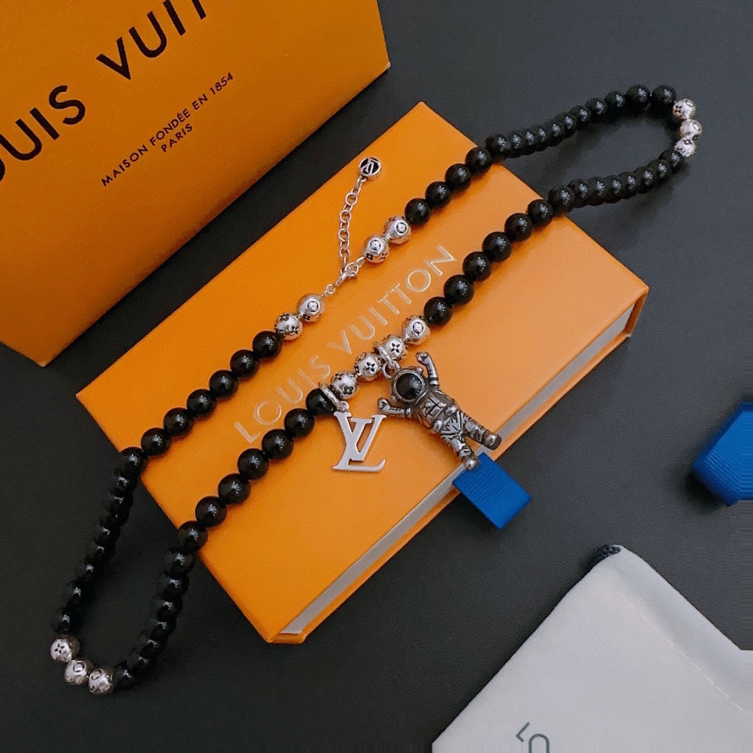 Louis Vuitton Necklaces